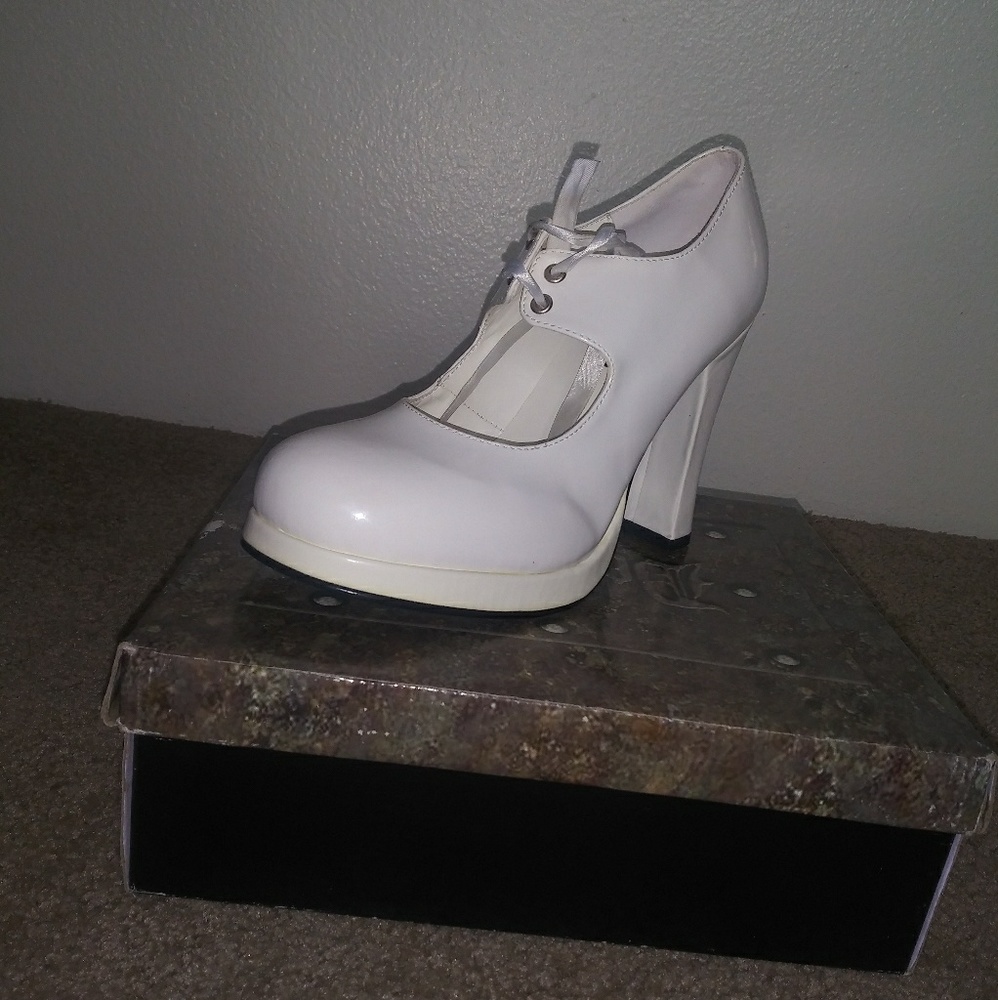 Demonia White Mary Janes Bran New with Tags - Picture 2 of 5